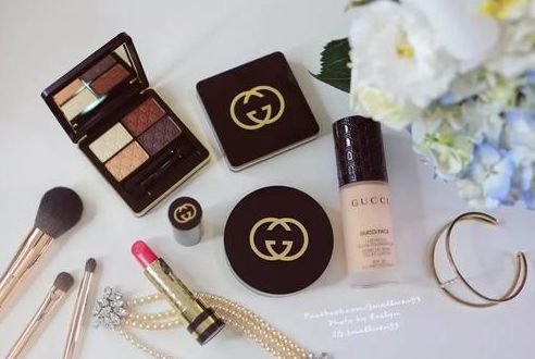 借鑒全美化妝品加盟政策 提升橡塑制品相關化妝品加盟店經營技巧